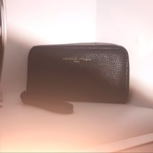 adrienne vittadini wallet